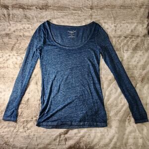 American Eagle Sheer Heather Blue Favorite Tee Scoop Neck Long Sleeve Size S